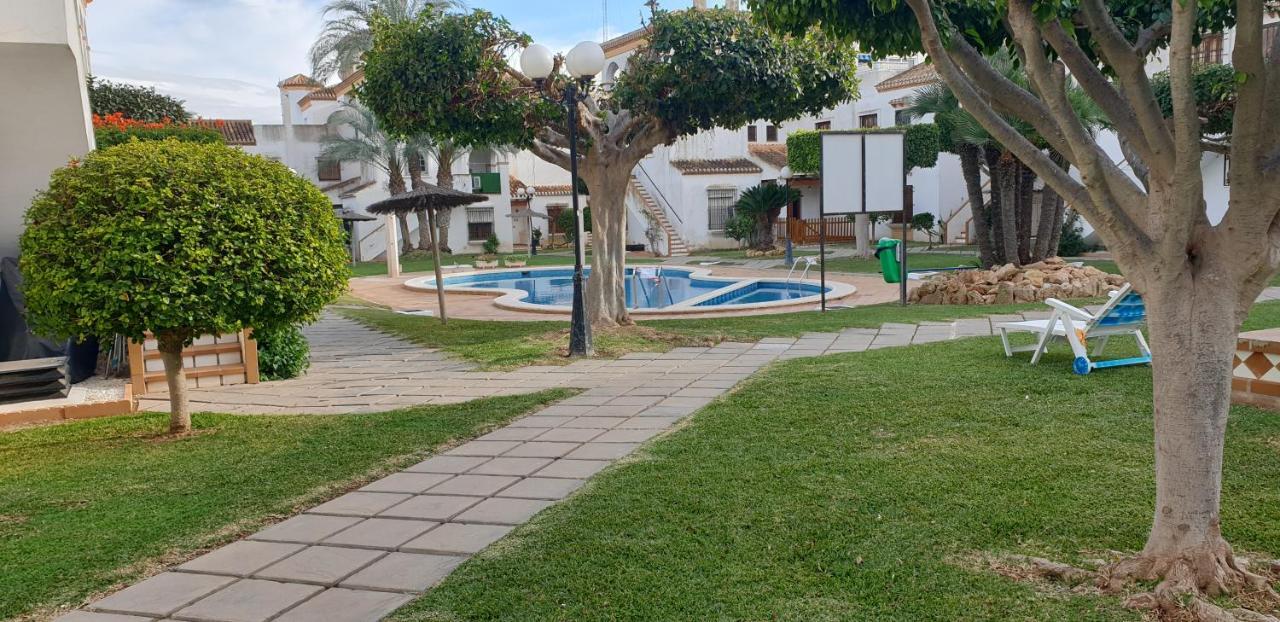 Casa Millie Lejlighed Playa Flamenca Eksteriør billede